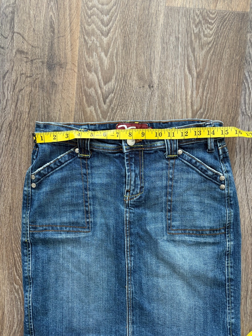 Y2K Miss Vigoss Denim Mini Skirt Jean Skirt Contrast Stitch Pocket Detail 3/4 - Picture 7 of 8